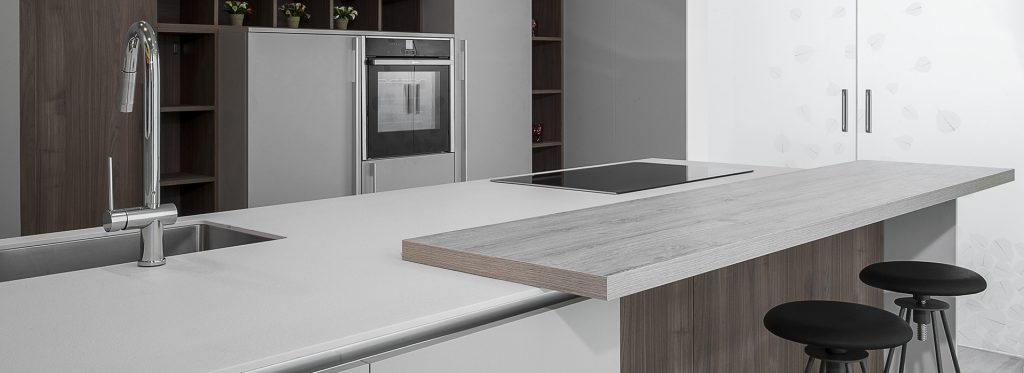 HOW TO CLEAN A KITCHEN WORKTOP MADE OF SINTERED STONE OR LAPITEC®