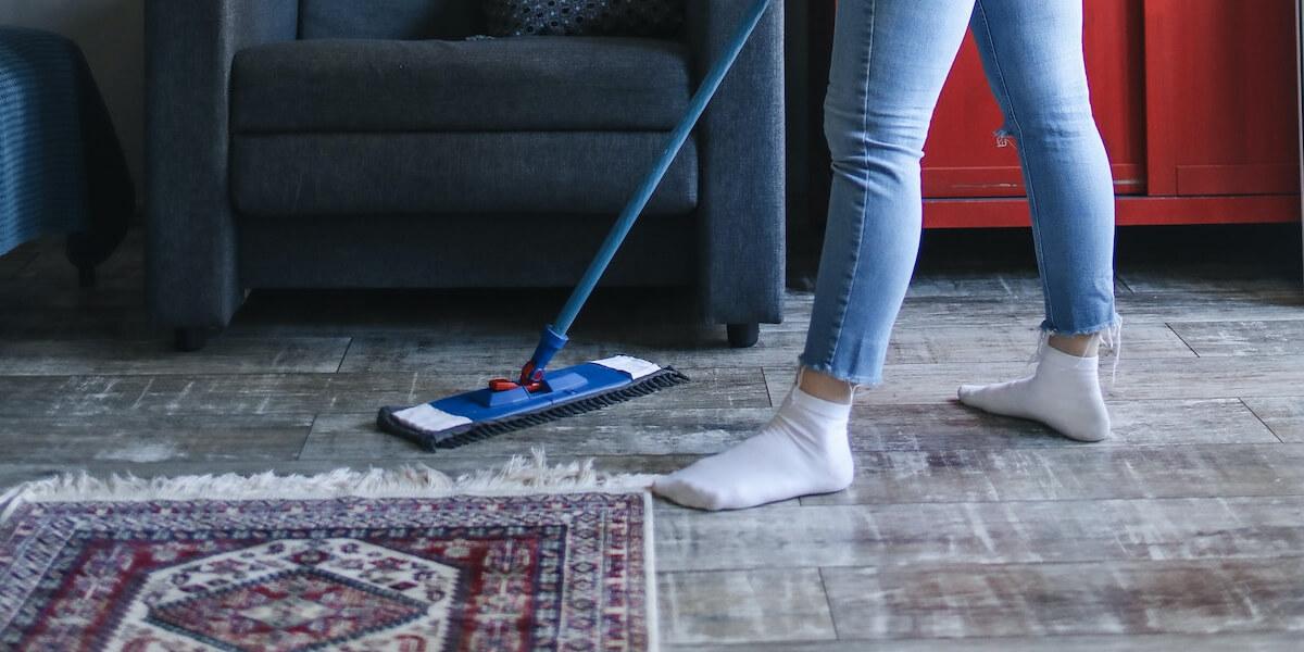 cleaning lvt flooring